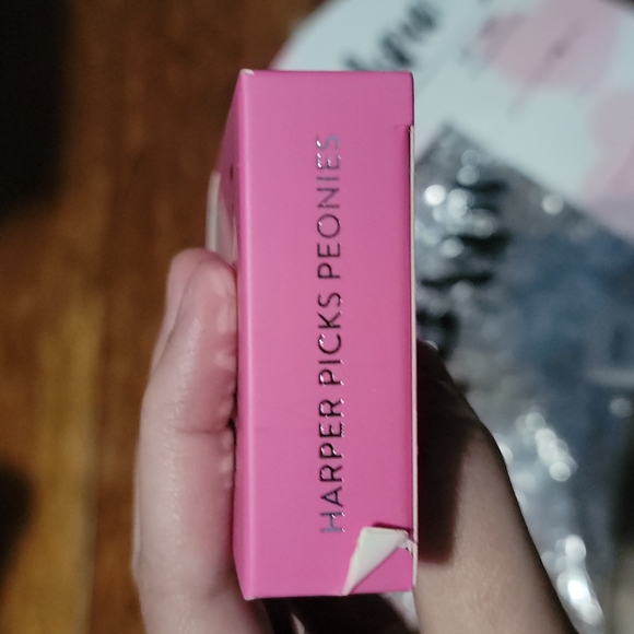 Red Aspen Nail Bundle - Picture 3 of 7